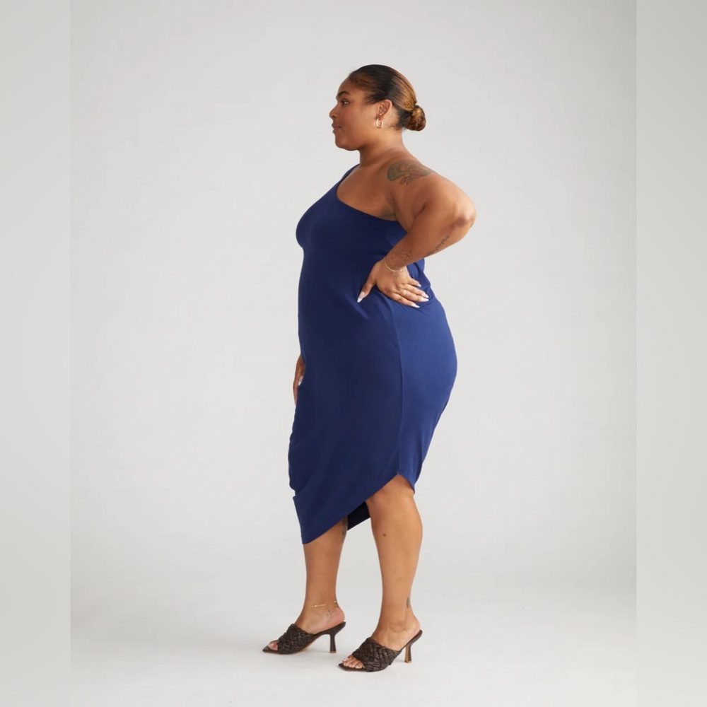 NWT Universal Standard Iconic Geneva One Shoulder Dress | Color Cenote | 18-20